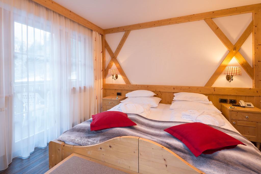 Hotel Somont Sëlva di Val Gardena Eksteriør billede